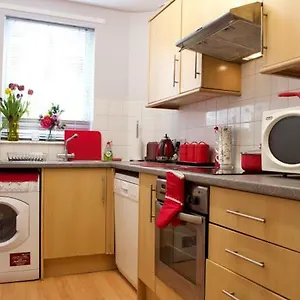 Apartment Modern 2 Bedroom, Edinburgh